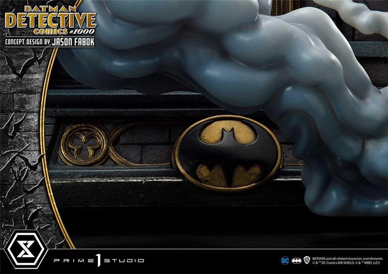 BATMAN DETECTIVE COMICS #1000 STATUE