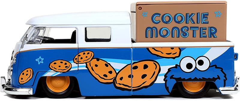 1/24 1962 VW BUS P W COOKIE MONSTER DIECAST