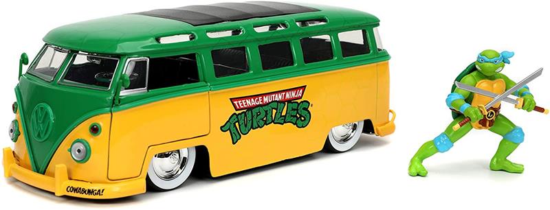 1/24 1962 VW BUS T1 W LEONARDO DIECAST