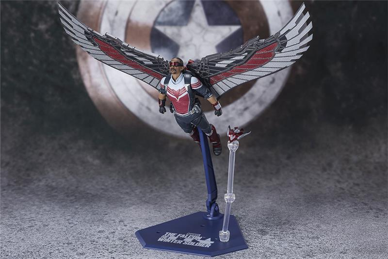 S.H. FIGUARTS - FALCON AND WINTER SOLDIER FALCON