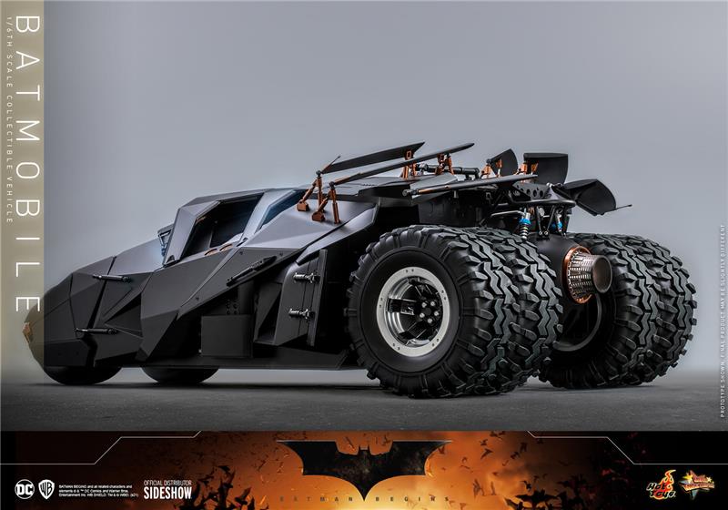 1/6 DC COMICS: THE DARK KNIGHT TRILOGY - BATMOBILE
