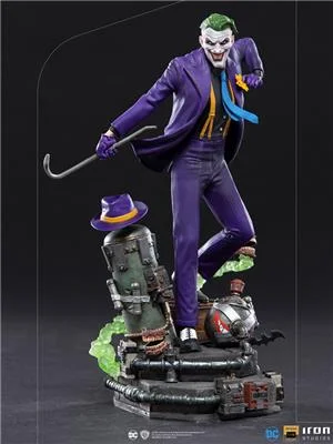 iron-studios-iron-studios-comics-the-joker-art-dlx-statue