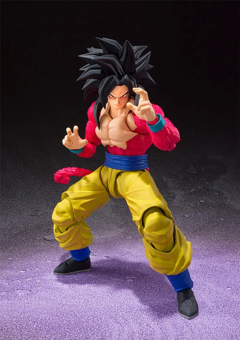 S.H. FIGUARTS - DRAGON BALL GT SON GOKU SUPER SAIYAN 4