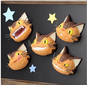 TOTORO CATBUS FACES MAGNETS DISPLAY (6)