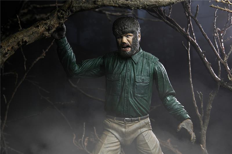 UNIVERSAL MONSTERS ULTIMATE WOLF MAN