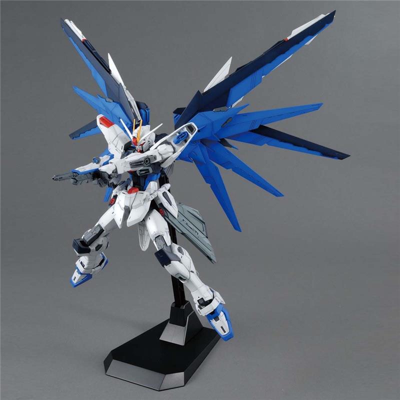 1/100 MG GUNDAM FREEDOM 2.0
