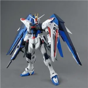 bandai-gunpla-mg-gundam-freedom-20