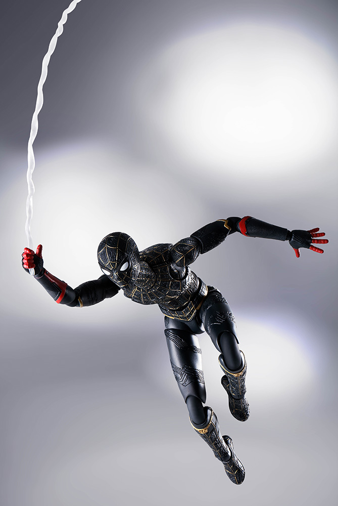 S.H. FIGUARTS - SPIDER-MAN NO WAY HOME BLACK/GOLD