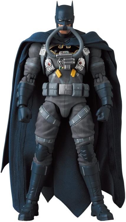 MAFEX STEALTH JUMPER BATMAN (BATMAN: HUSH VER.)