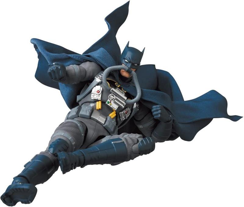 MAFEX STEALTH JUMPER BATMAN (BATMAN: HUSH VER.)