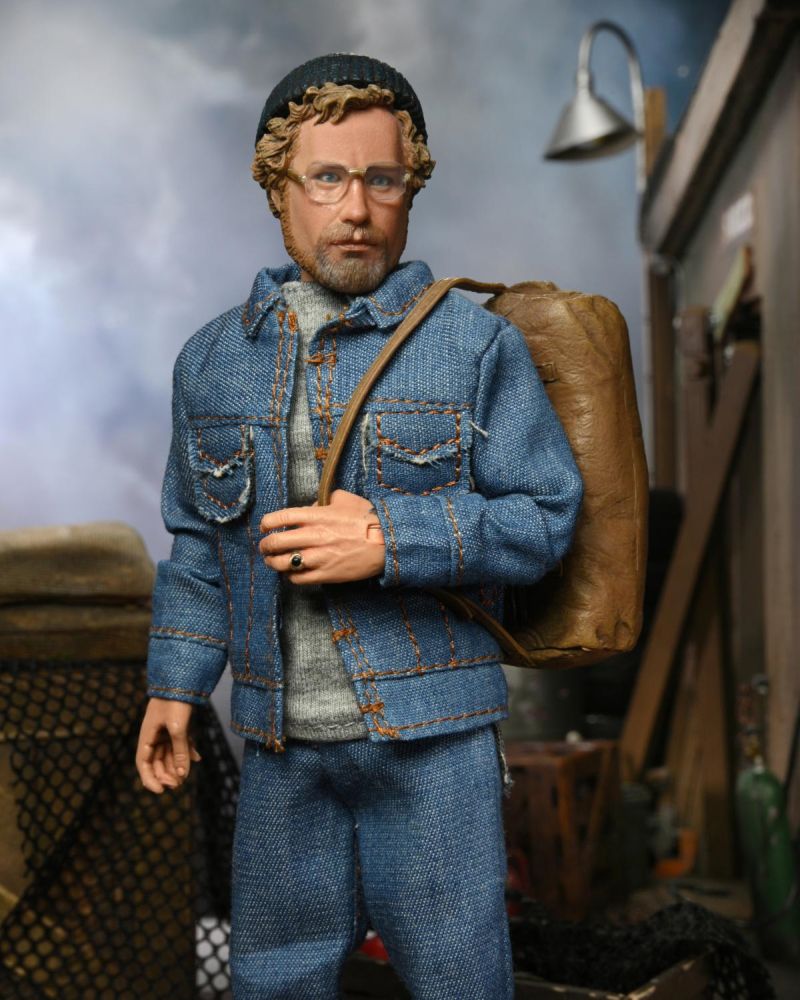 NECA - JAWS MATT HOOPER AMITY ARRIVAL CLOTH
