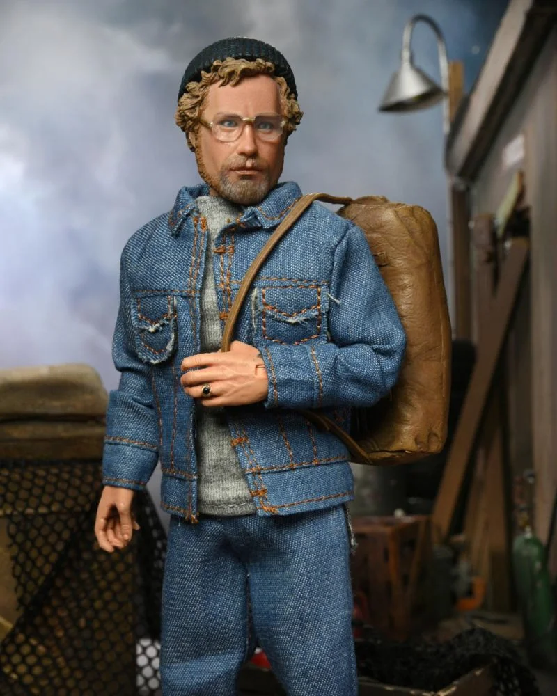 NECA - JAWS MATT HOOPER AMITY ARRIVAL CLOTH