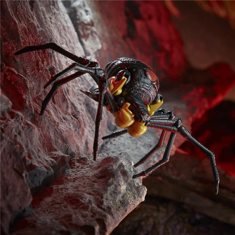 TRANSFORMERS WFC KCC BLACKARACHNIA DLX