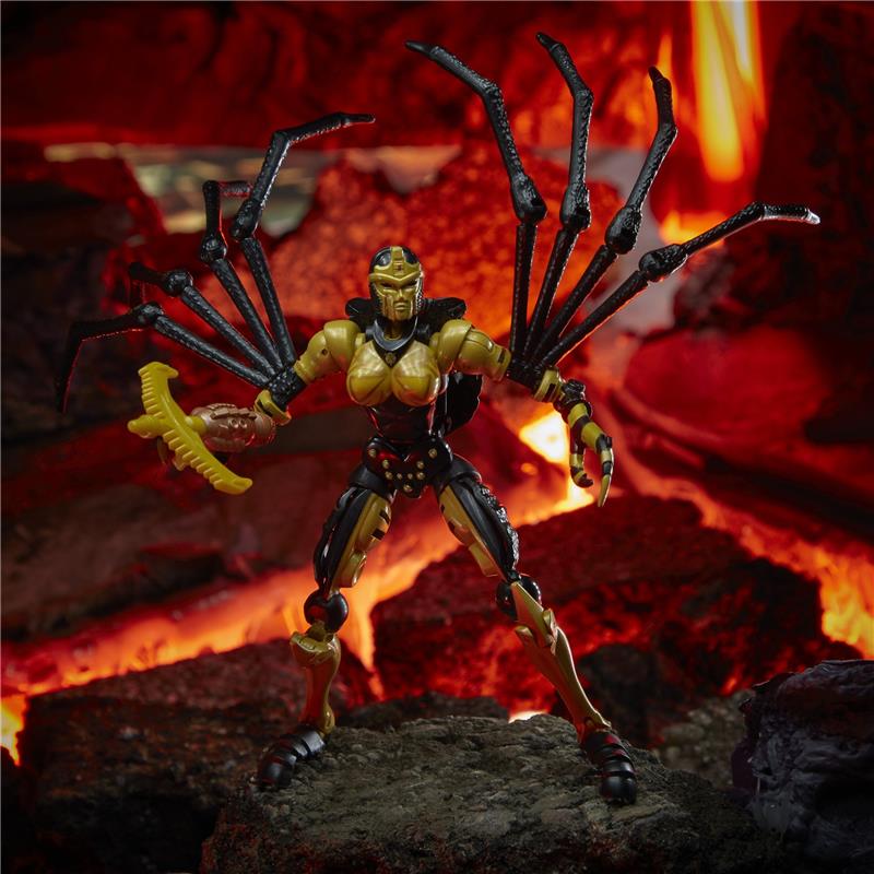 TRANSFORMERS WFC KCC BLACKARACHNIA DLX