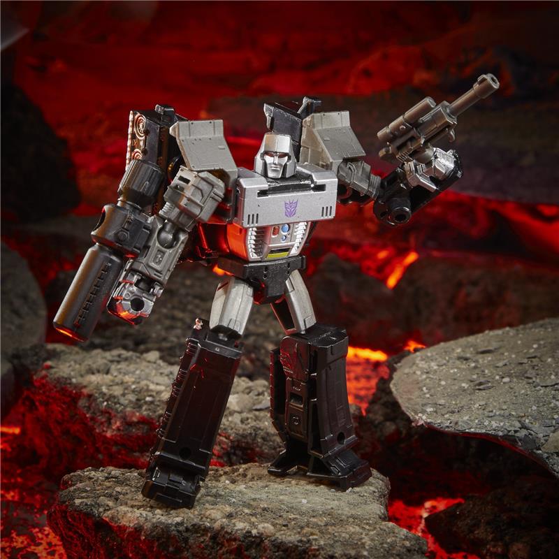 TRANSFORMERS WFC KCC MEGATRON
