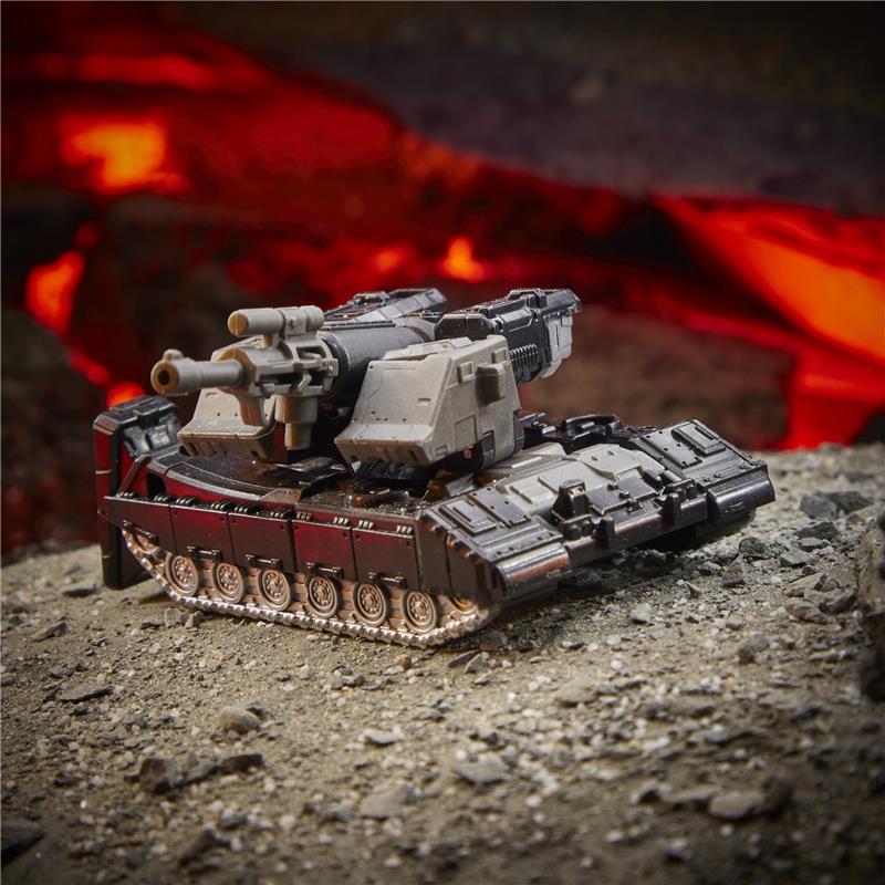 TRANSFORMERS WFC KCC MEGATRON