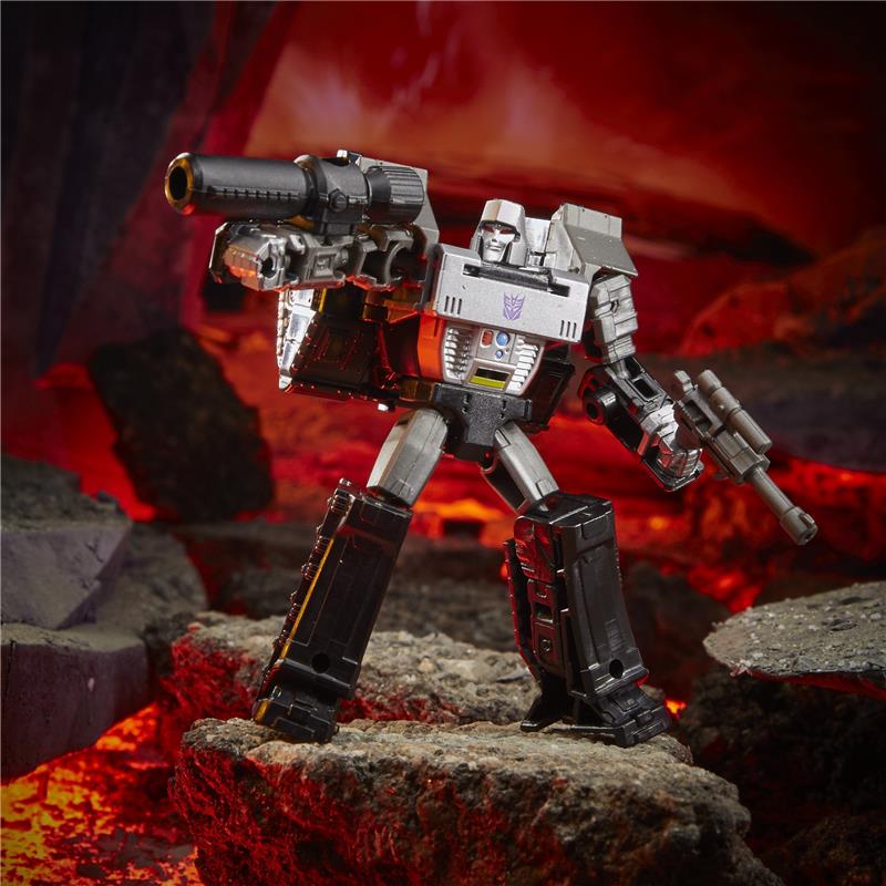 TRANSFORMERS WFC KCC MEGATRON