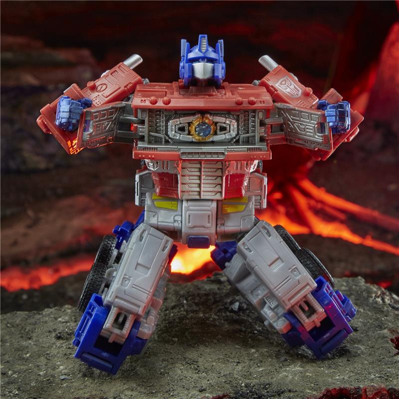 TRANSFORMERS WFC KCC OPTIMUS PRIME DLX