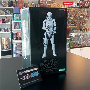 STAR WARS STORMTROOPER FIRST ORDER ARTFX (OCCASIONE STOCK)