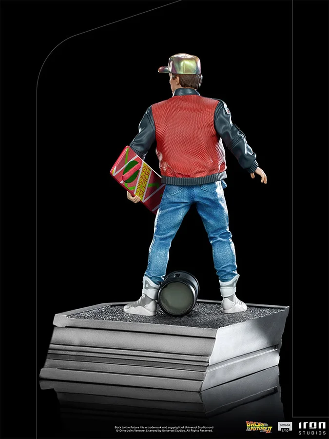 1/10 IRON STUDIOS - BTTF 2 MARTY MCFLY IN ALLEY ART STATUE
