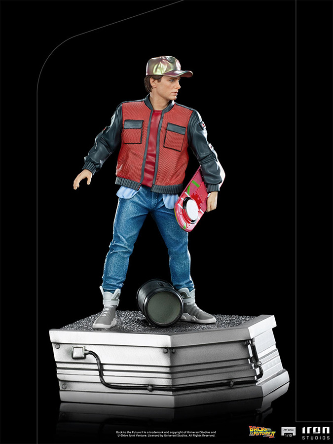 1/10 IRON STUDIOS - BTTF 2 MARTY MCFLY IN ALLEY ART STATUE