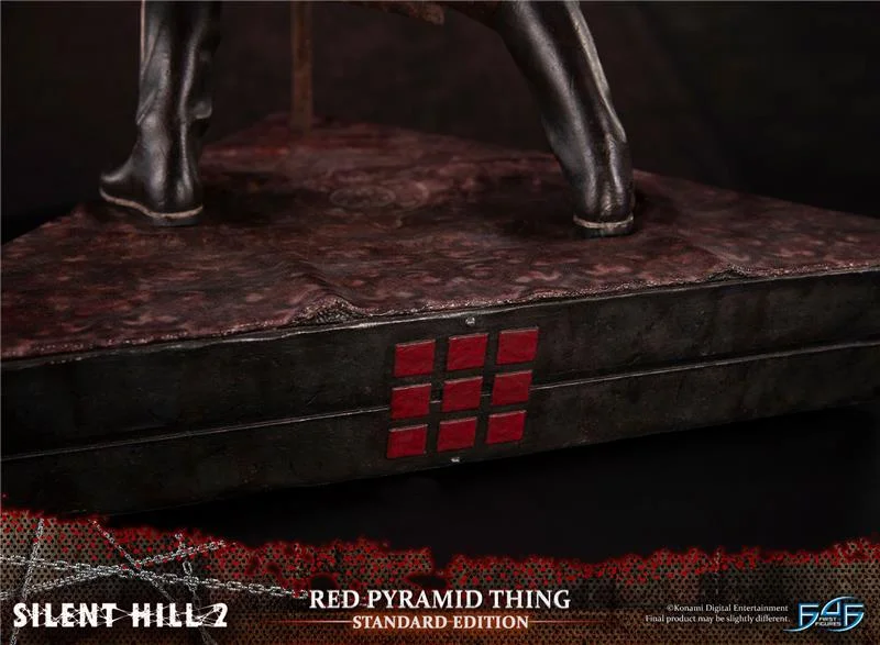 SILENT HILL 2 - RED PYRAMID THING STATUE