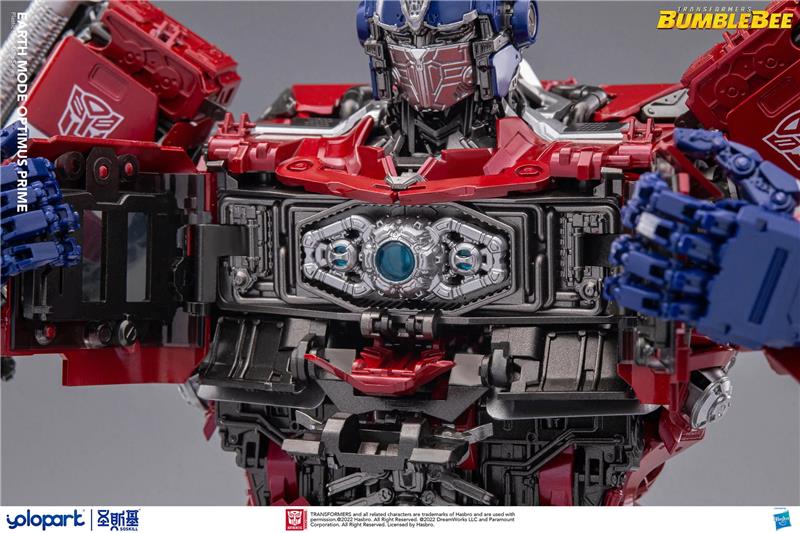 BUMBLEBEE THE MOVIE: 30CM EARTH MODE OPTIMUS PRIME PLASTIC MODEL KIT