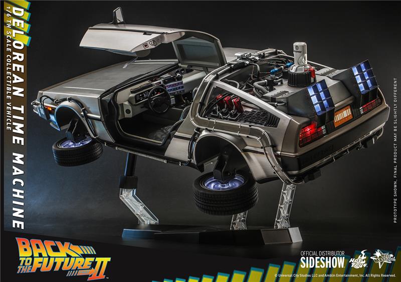 1/6 BACK TO THE FUTURE 2: DELOREAN TIME MACHINE