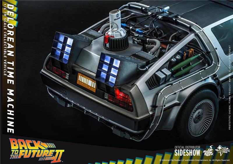 1/6 BACK TO THE FUTURE 2: DELOREAN TIME MACHINE