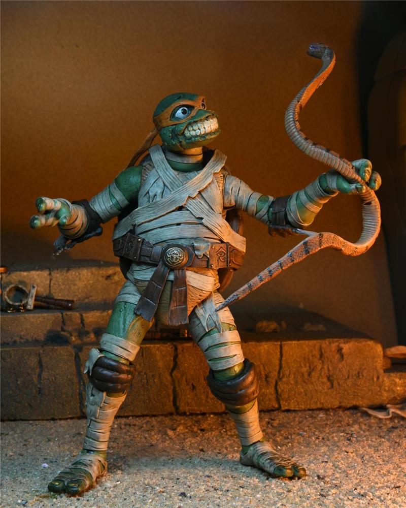 NECA - UM X TMNT MICHELANGELO MUMMY