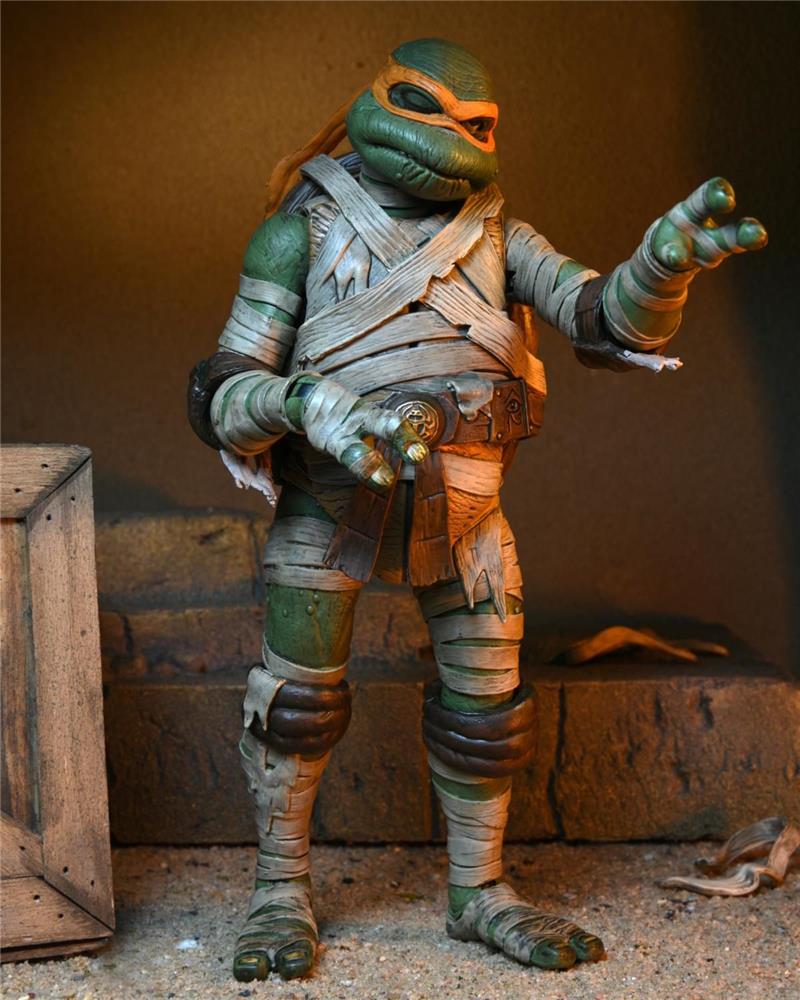NECA - UM X TMNT MICHELANGELO MUMMY