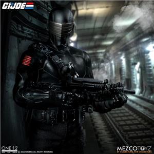 mezco-one12-collective-gi-joe-snake-eyes-dlx-ed