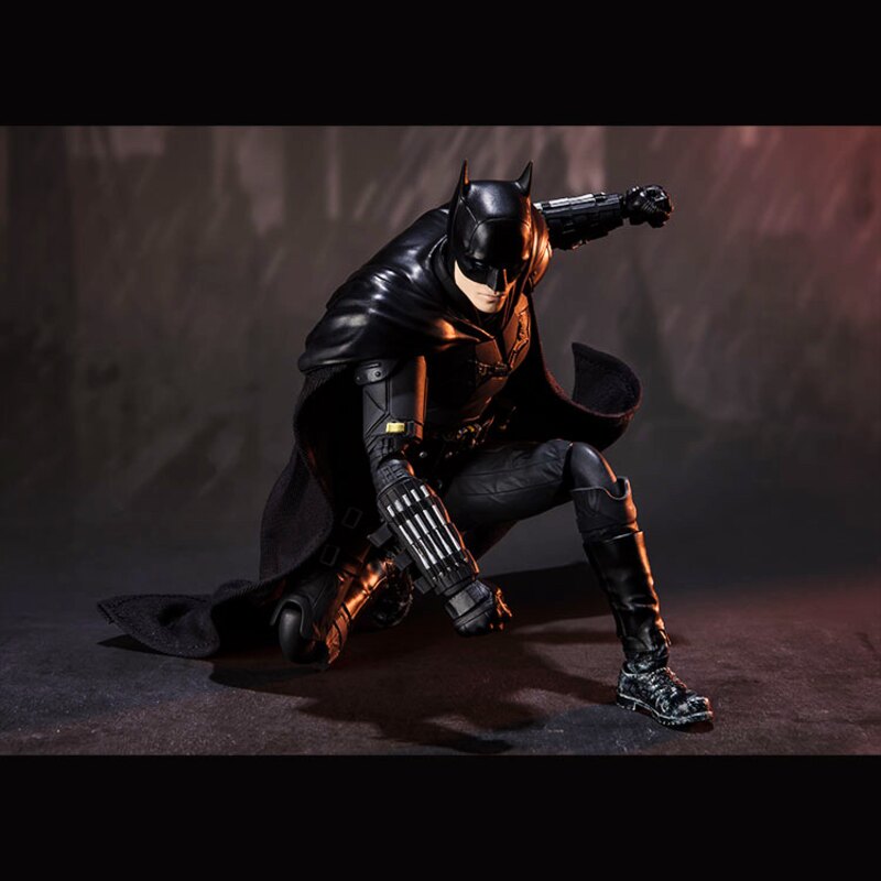 S.H. FIGUARTS - THE BATMAN