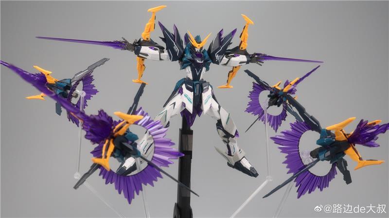 1/100 XH-01 HUNTING FALCON