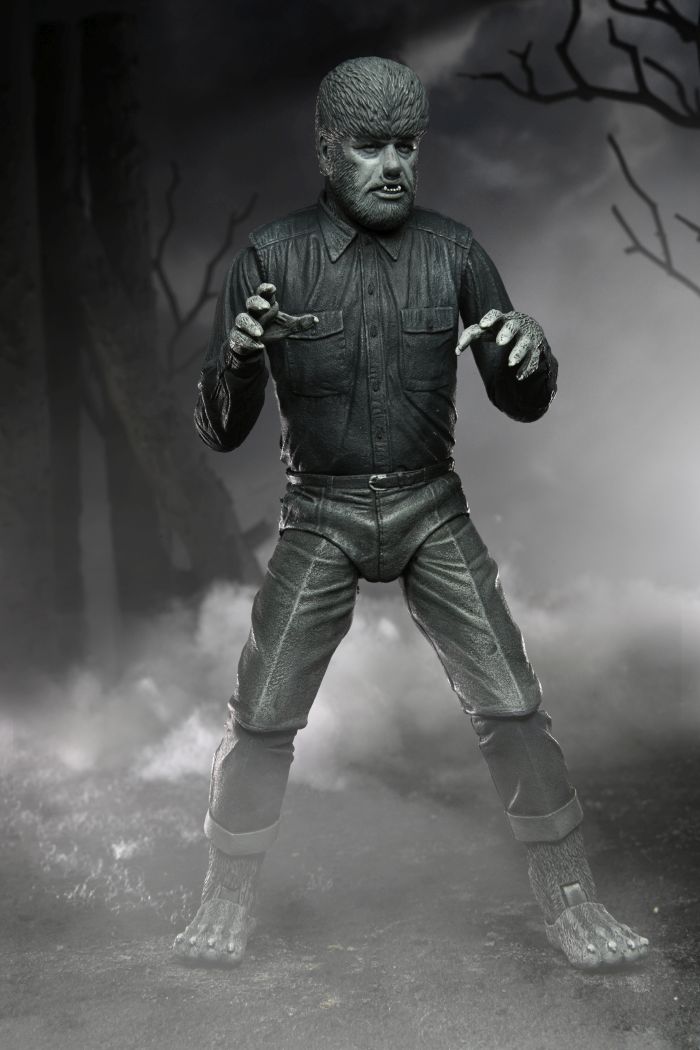 NECA - UM ULTIMATE WOLF MAN B/W