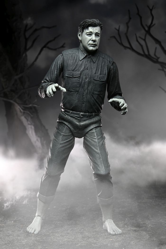 NECA - UM ULTIMATE WOLF MAN B/W