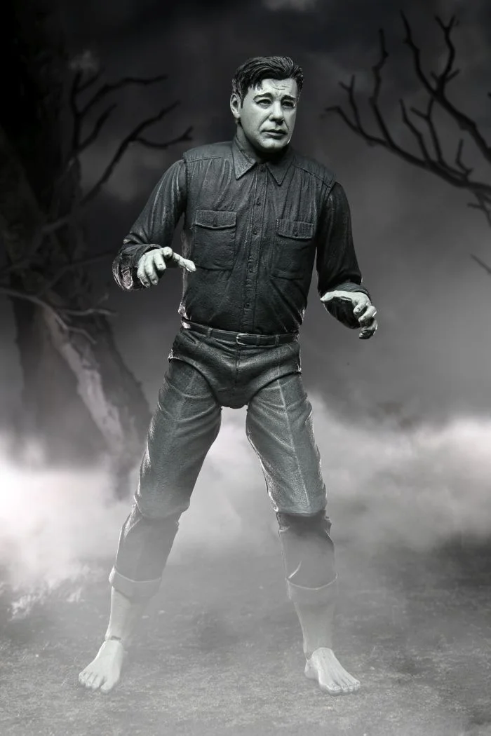 NECA - UM ULTIMATE WOLF MAN B/W
