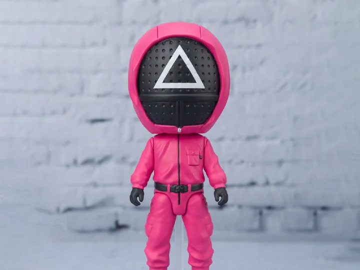 MINI FIGUARTS - SQUID GAME MASKED SOLDIER