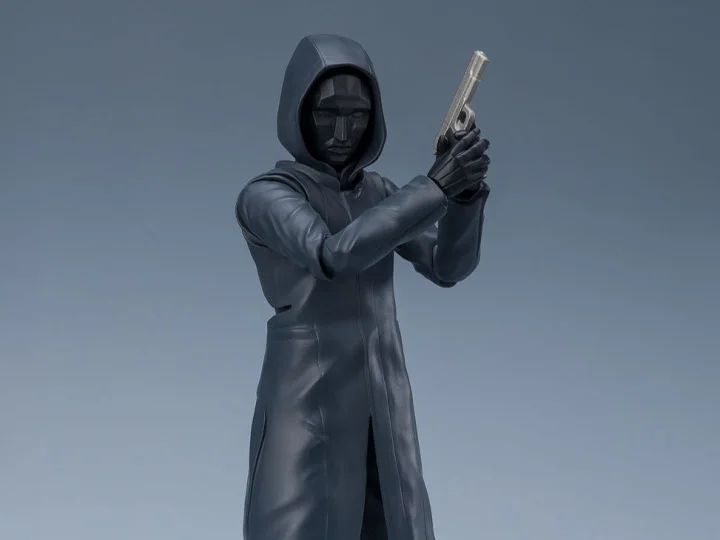 S.H. FIGUARTS - SQUID GAME FRONT MAN
