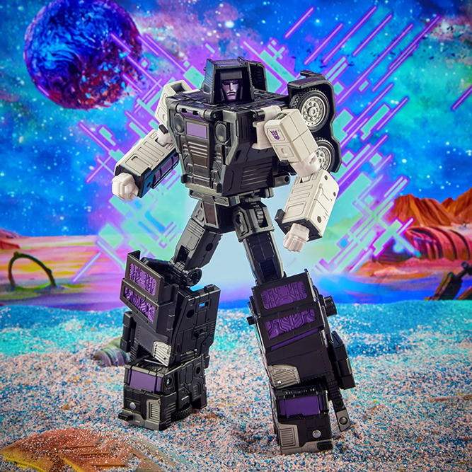 TRANSFORMERS LEGACY MOTORMASTER