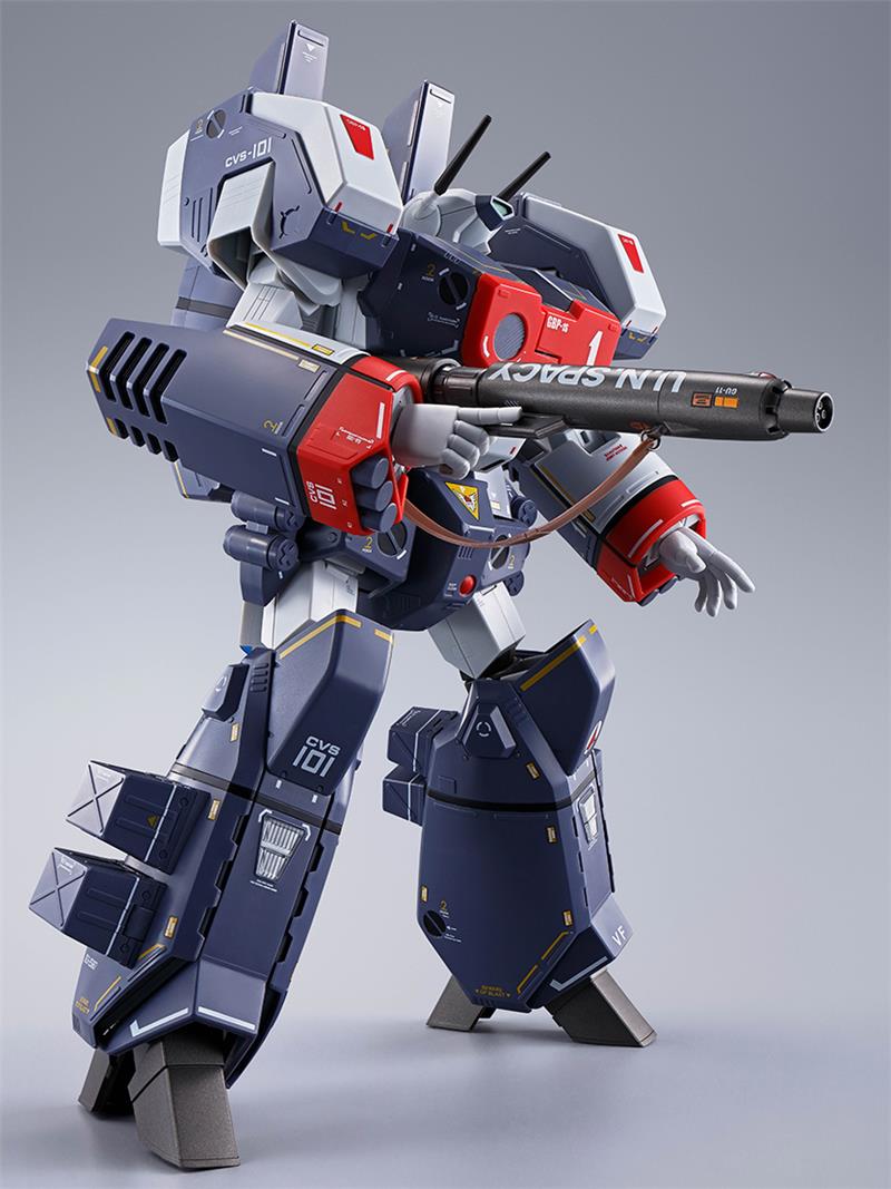 BANDAI DX CHOGOKIN MACROSS - VF-1J ARMORED VALKIRYE