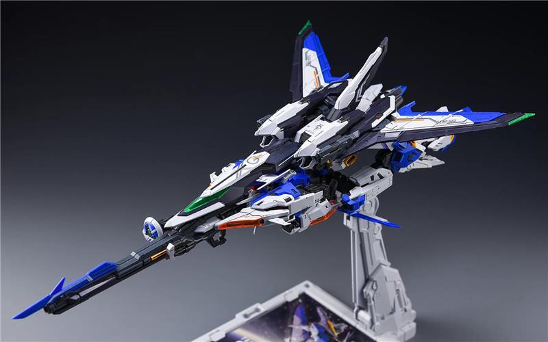 1/100 GENESIS MODEL KIT COLLECTOR VERSION