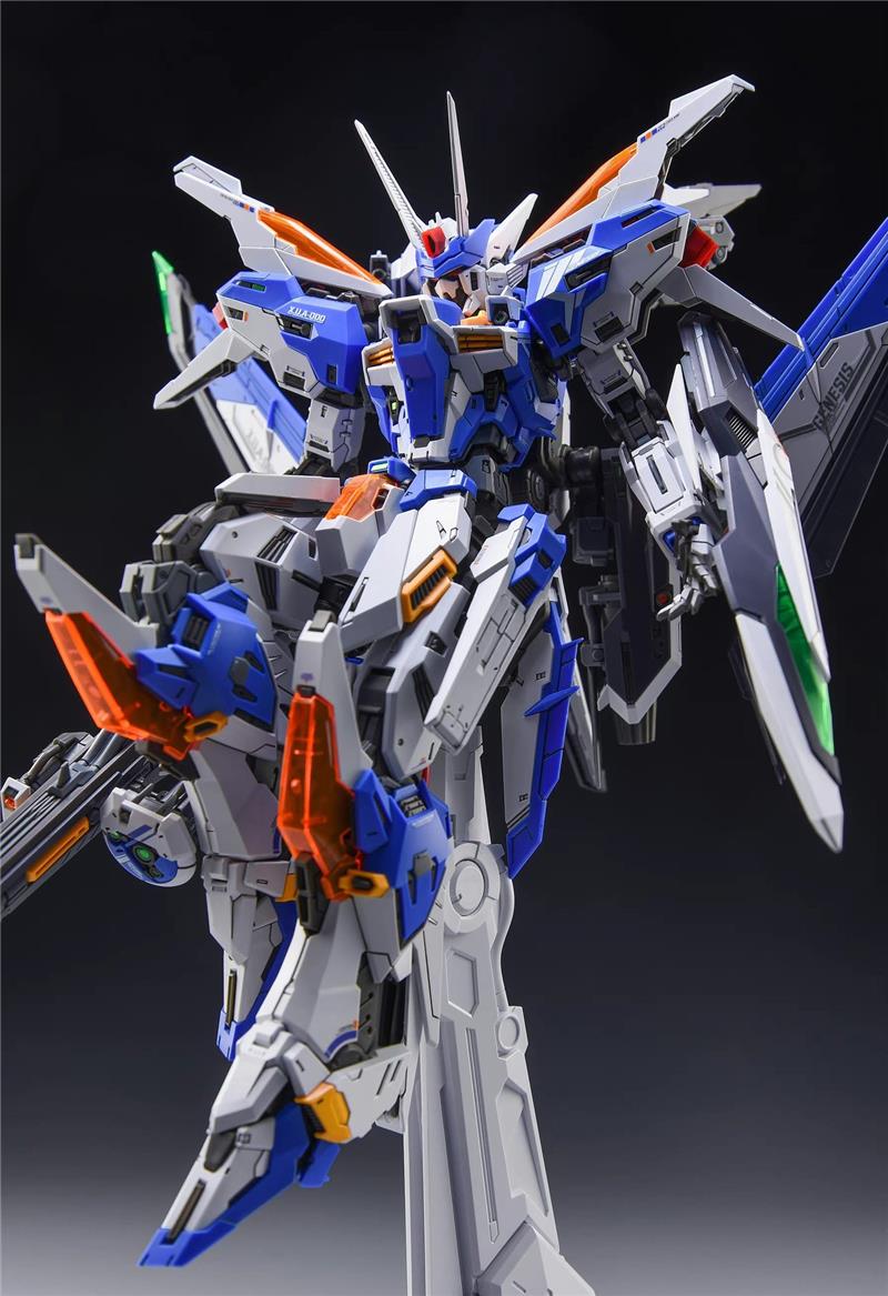 1/100 GENESIS MODEL KIT COLLECTOR VERSION