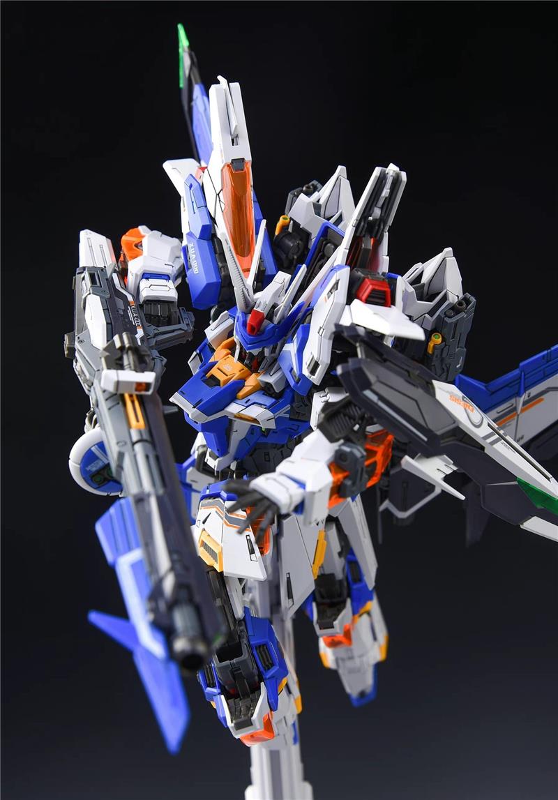 1/100 GENESIS MODEL KIT COLLECTOR VERSION