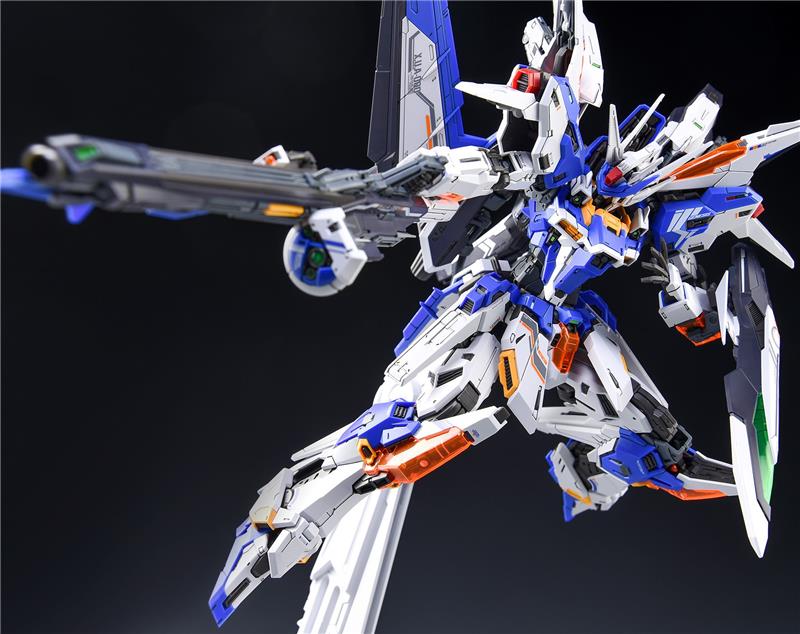 1/100 GENESIS MODEL KIT COLLECTOR VERSION