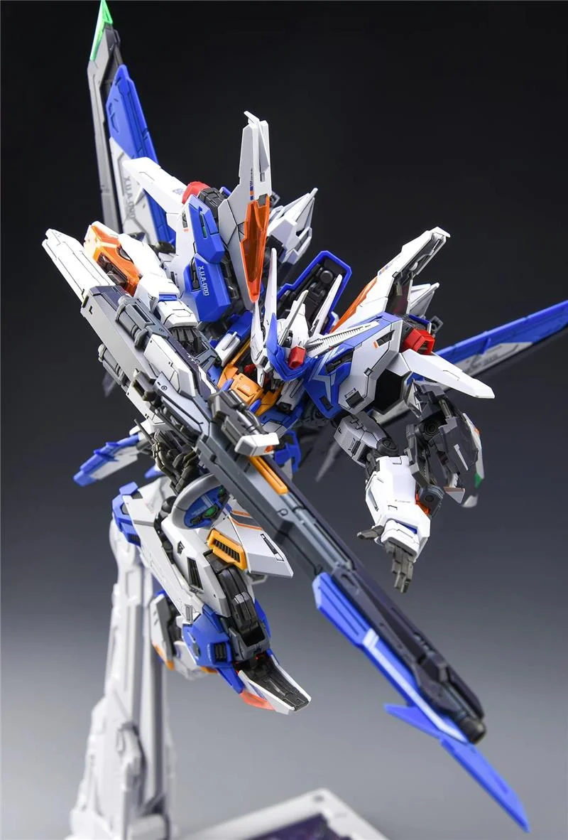 1/100 GENESIS MODEL KIT COLLECTOR VERSION