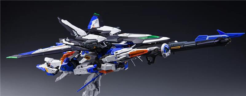 1/100 GENESIS MODEL KIT COLLECTOR VERSION