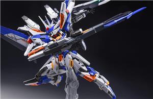 1/100 GENESIS MODEL KIT COLLECTOR VERSION