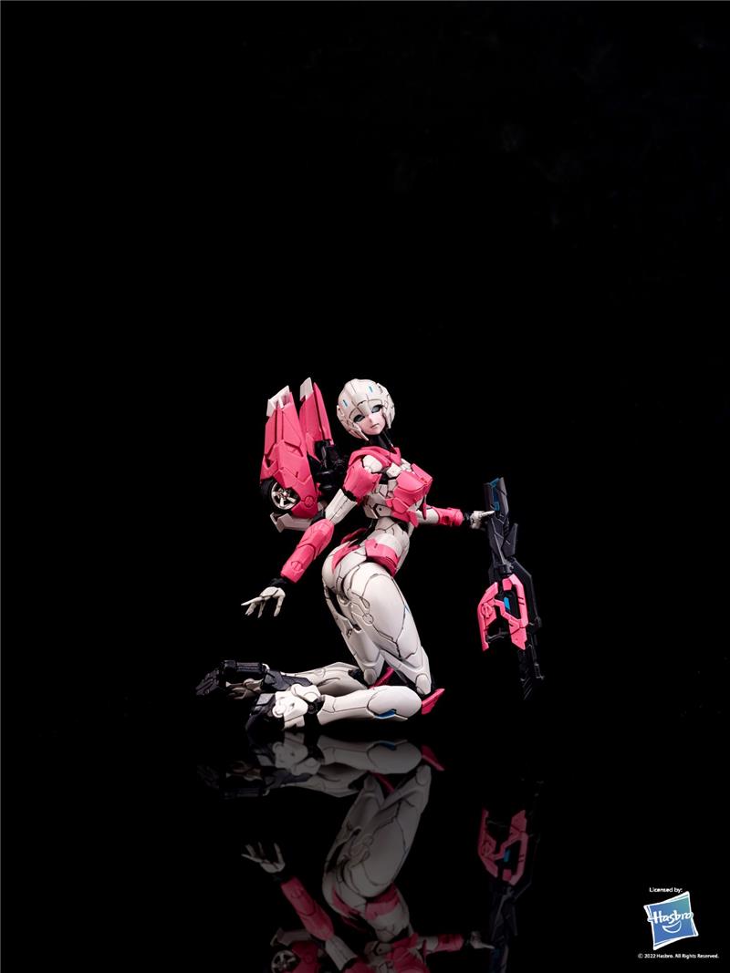 TRANSFORMERS ARCEE MODEL KIT