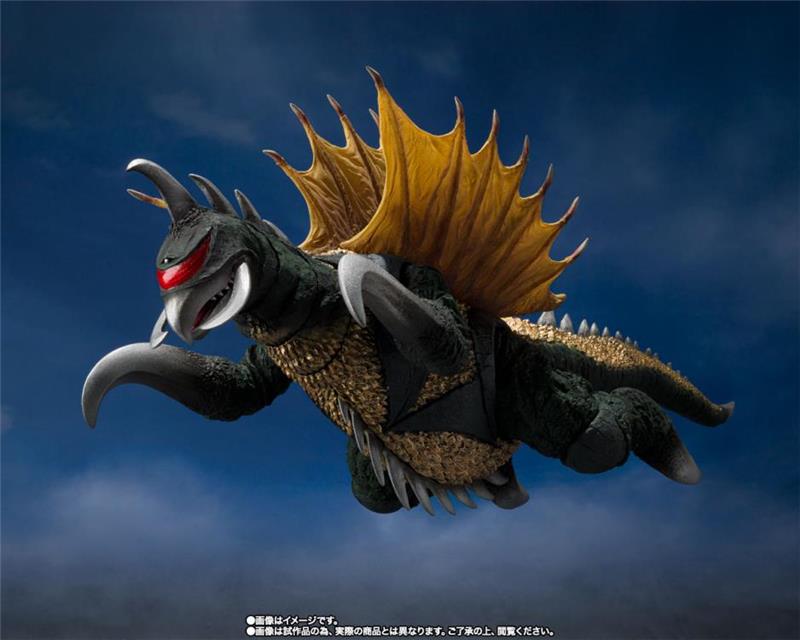 S.H.MONSTERARTS - GODZILLA GIGAN 1972